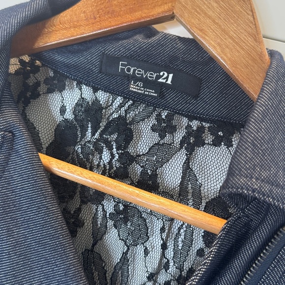 Forever 21 Dark Blue Jacket with Lace Lining on back. Size: Large - Picture 4 of 6